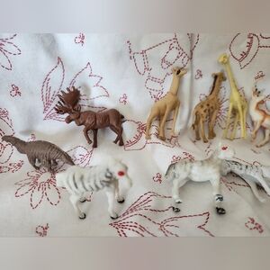 Vintage animal plastic figures